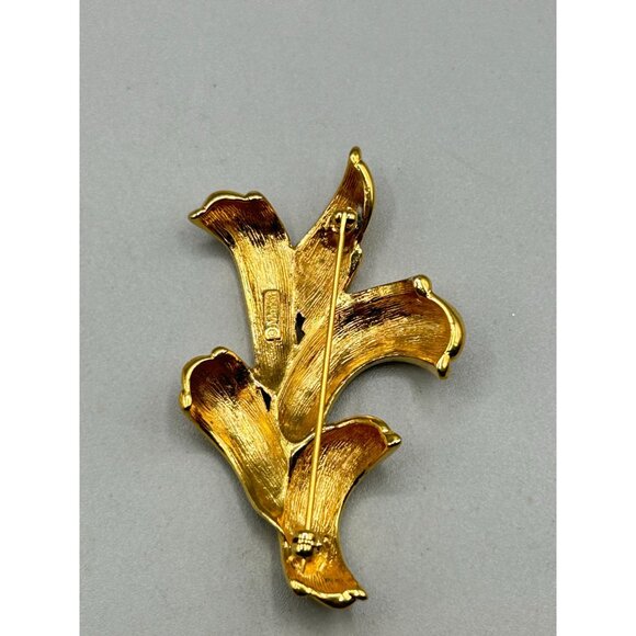 Vintage Monet Abstract Free Form Leaf Pin Brooch Shiny Gold Tone 80s 90s Pin - Picture 5 of 7